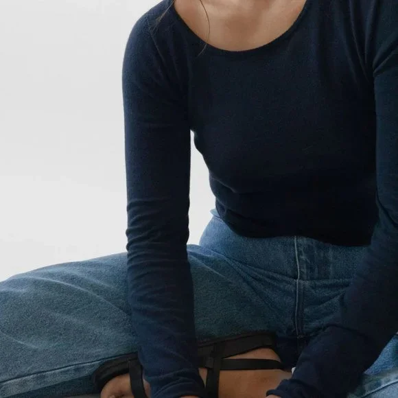 James Street Co ASYMMETRICAL SET in NAVY XS - Picture 3 of 4